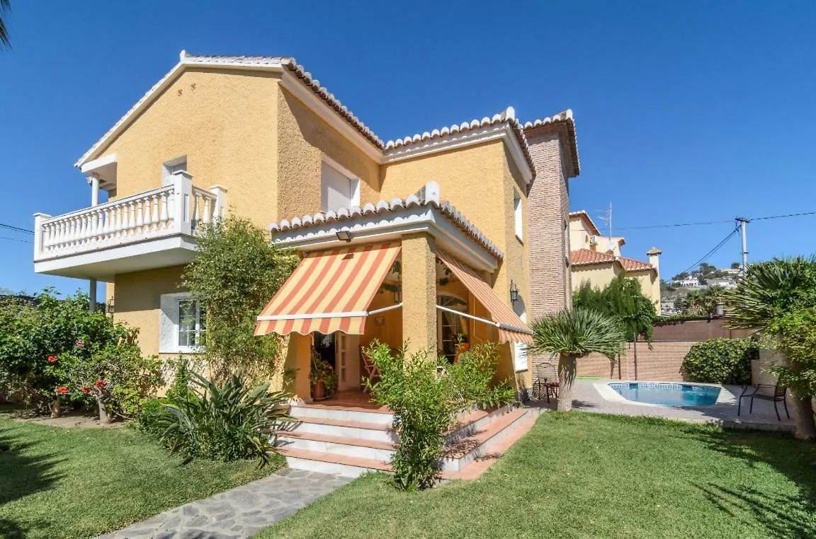 Habitaciones en Casa Céntrica con piscina Almuñécar España